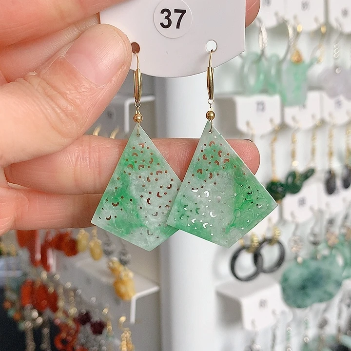 翡翠耳饰18K金镶嵌翡翠