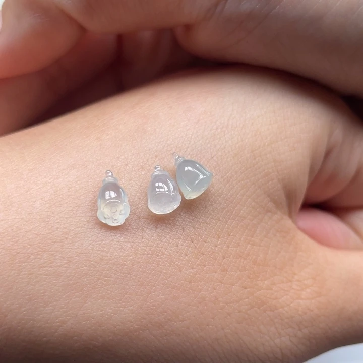 *****翡翠未镶嵌颈饰多样性连接发其一