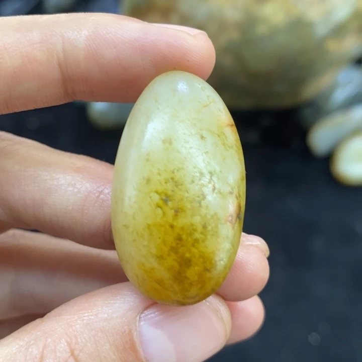 未镶嵌和田玉（糖玉）挂件