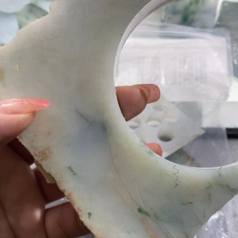 【闪购商品】翡翠挂件未镶嵌思*