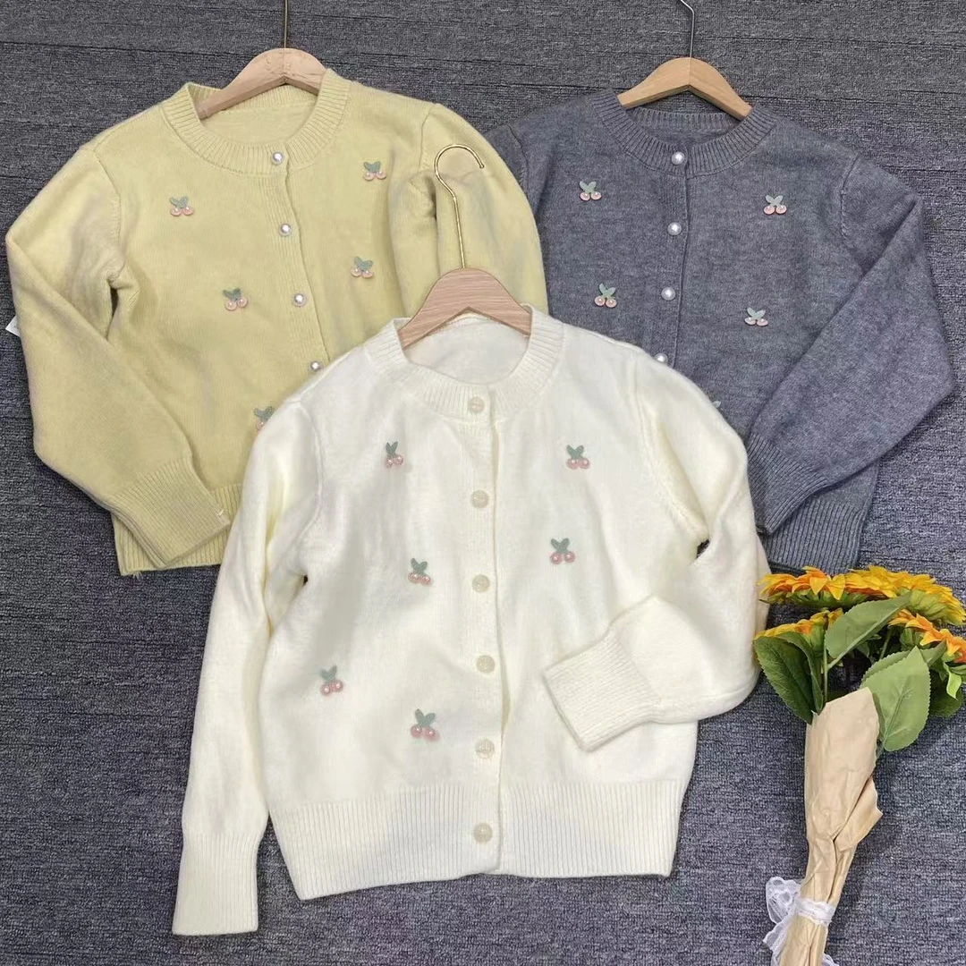 1238冬季百搭小香风时尚针织衫（衣长55CM左右）