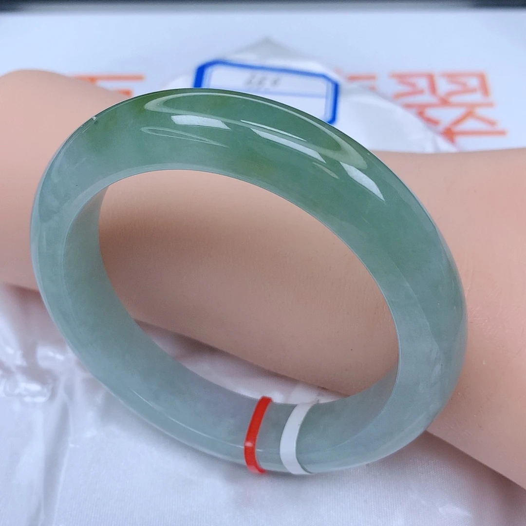 【闪购商品】未镶嵌手镯翡翠，55