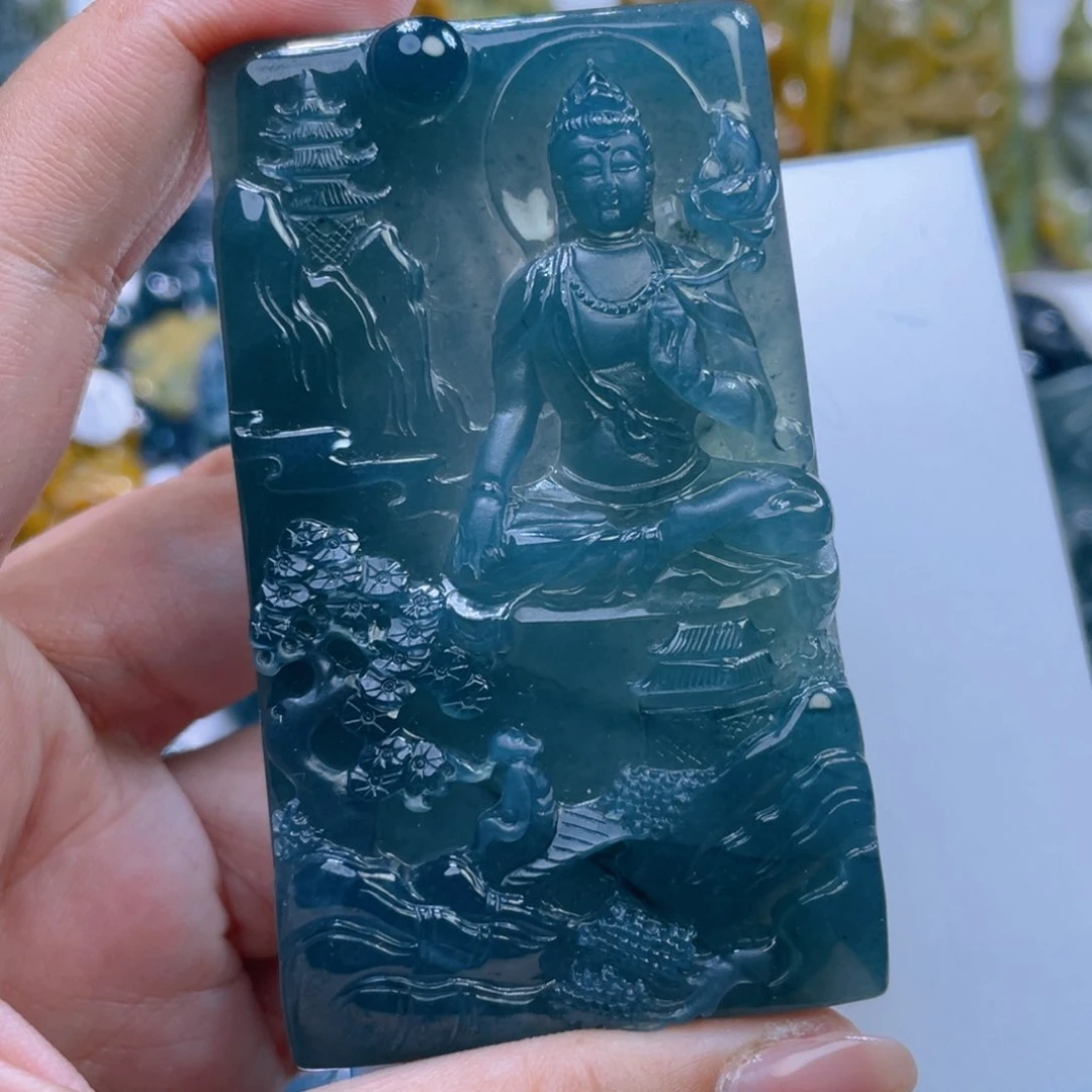 翡翠未镶嵌颈饰知**乐
