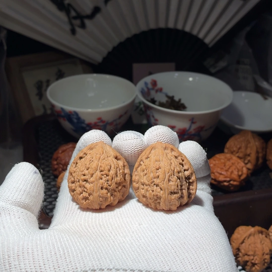 吊坠文玩核桃35密纹 歪