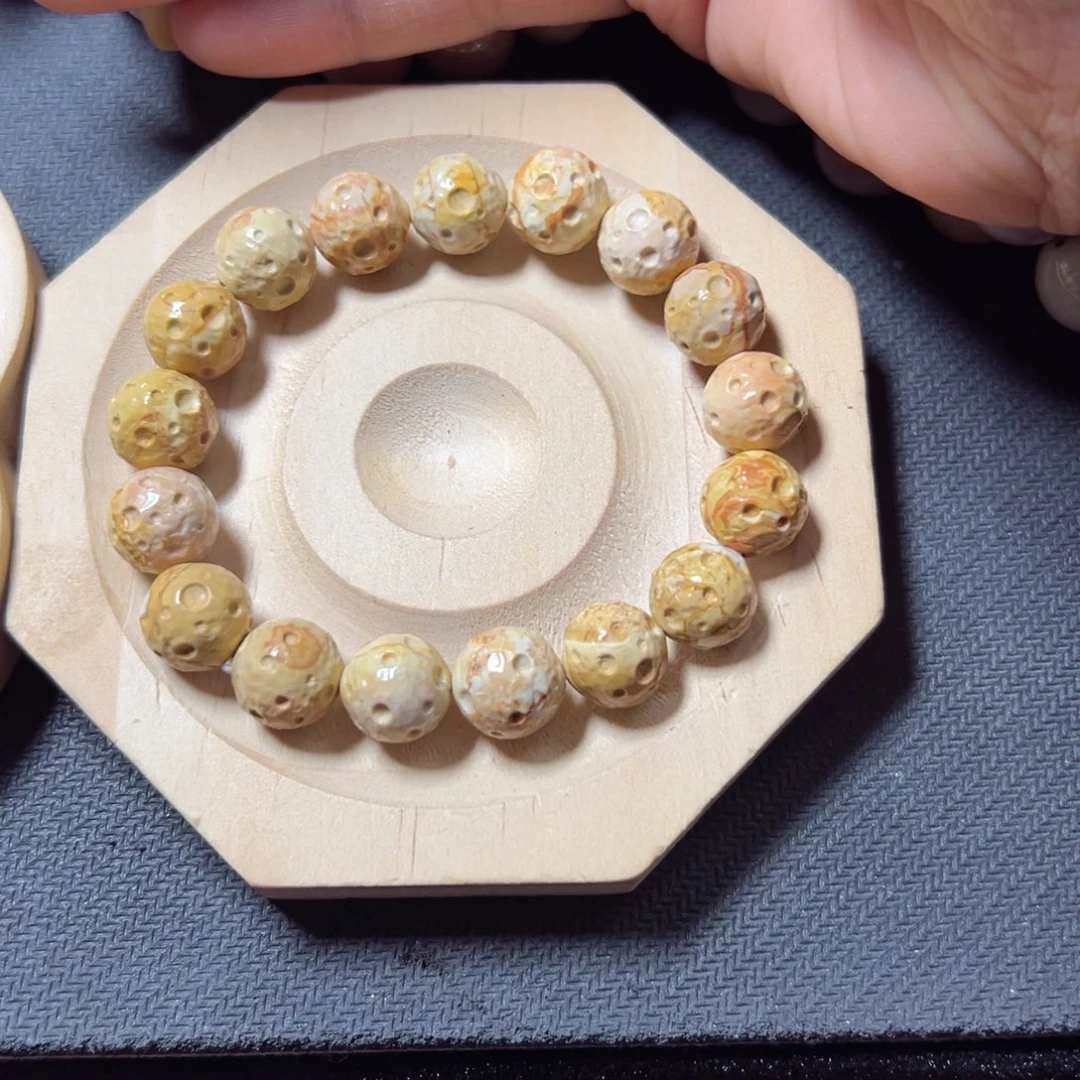 惊***！未镶嵌手链石英质玉172