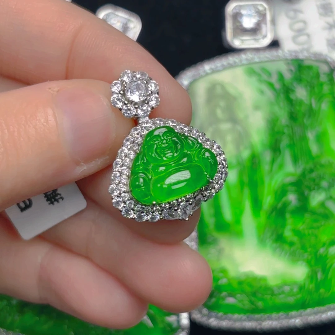 翡翠颈饰银S925镶嵌佛公