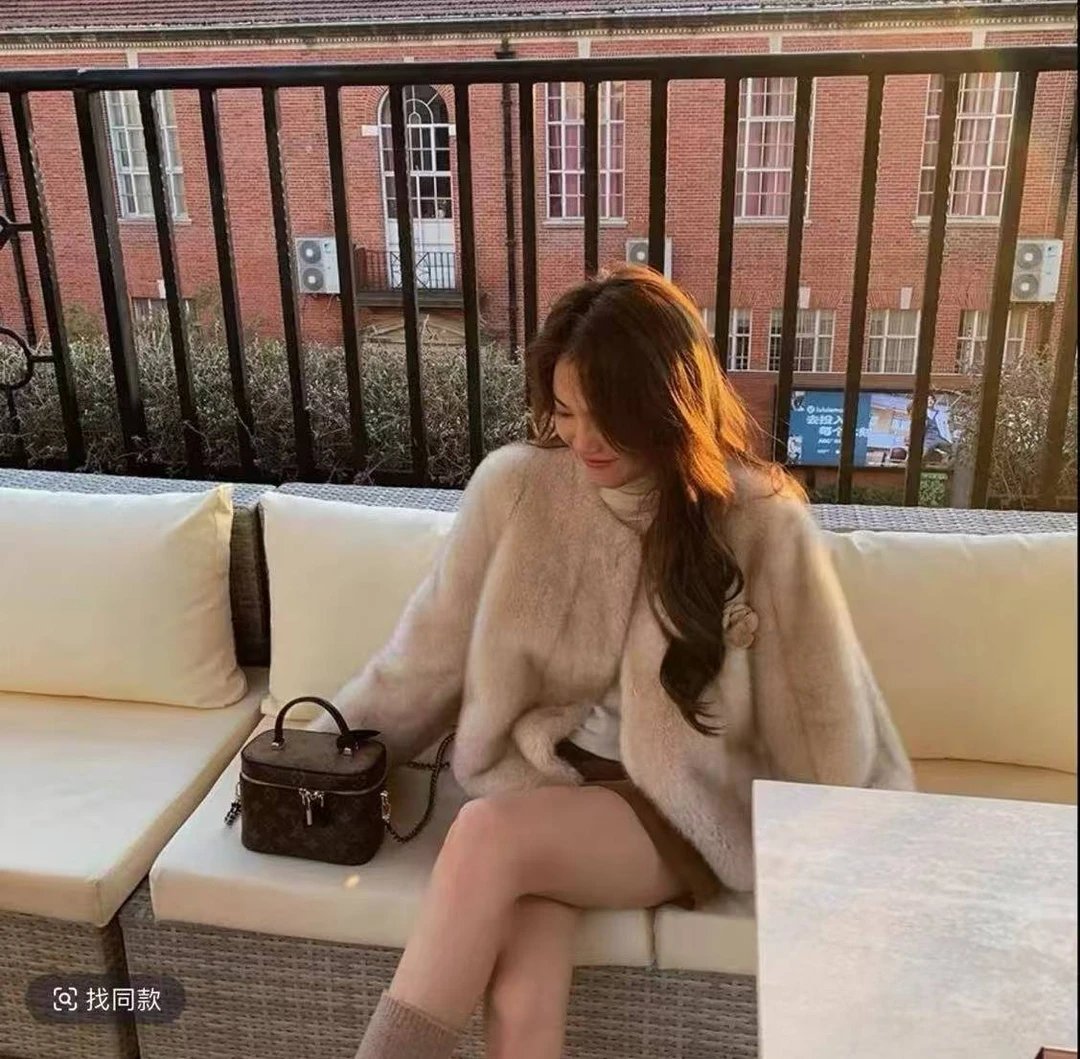 海宁女士外套短款2025秋冬气质网红针织时尚百搭名媛慵懒轻奢年轻