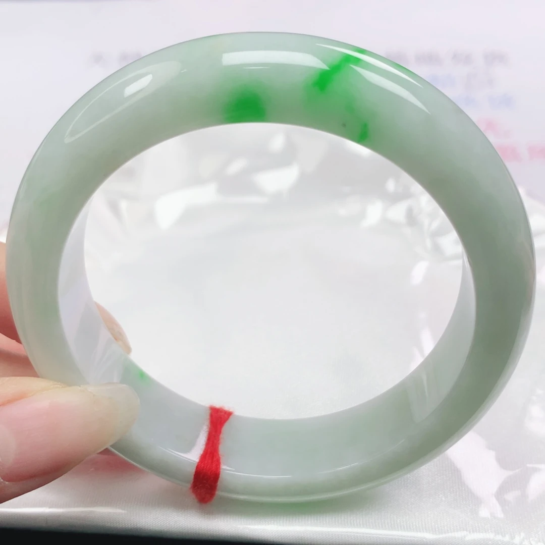 翡翠未镶嵌手镯翡翠58.1白底青飘阳绿轮胎