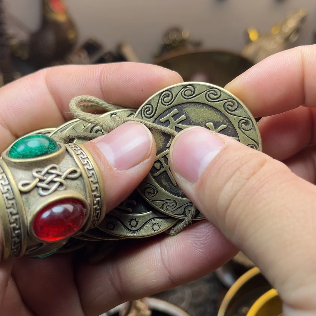 精美铜器工艺品等