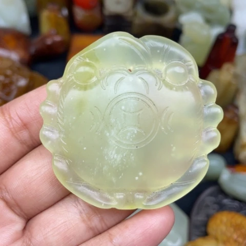 蛇纹石玉未镶嵌颈饰22