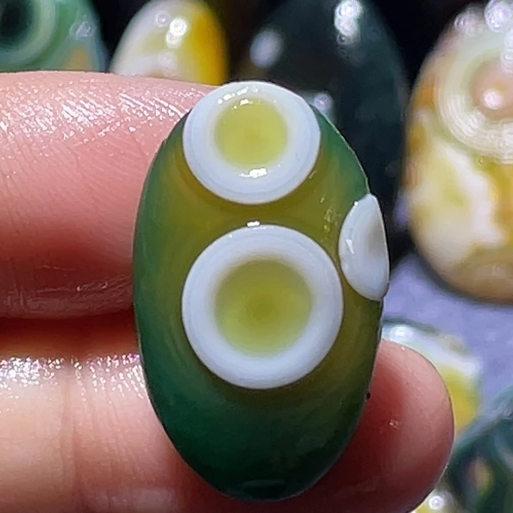 玛瑙/玉髓未镶嵌珠宝奇石