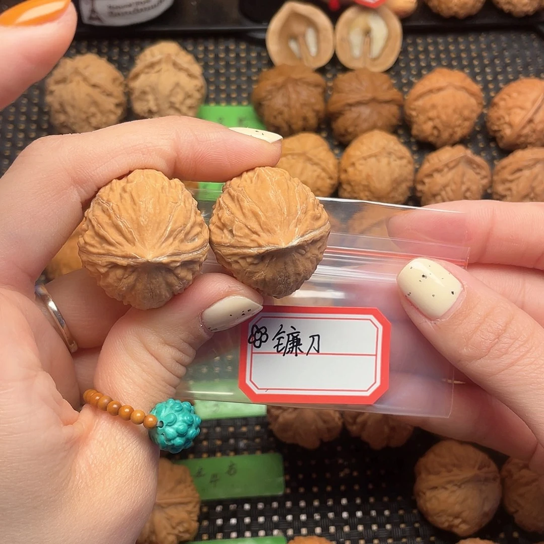 文玩核桃吊坠?****毛30➕全品小秋子