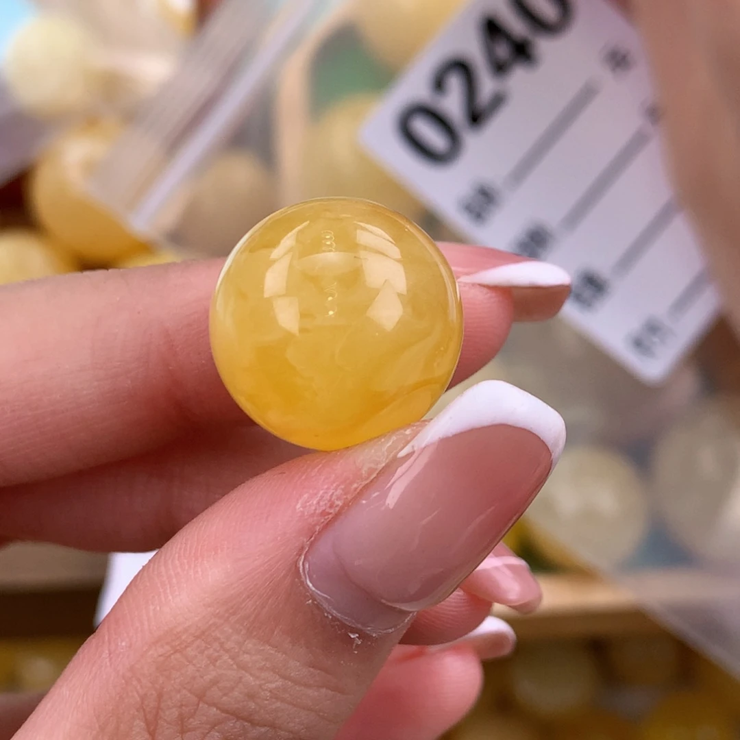 琥珀未镶嵌珠宝奇石17.1粉