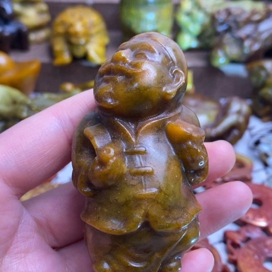 蛇纹石玉未镶嵌颈饰03