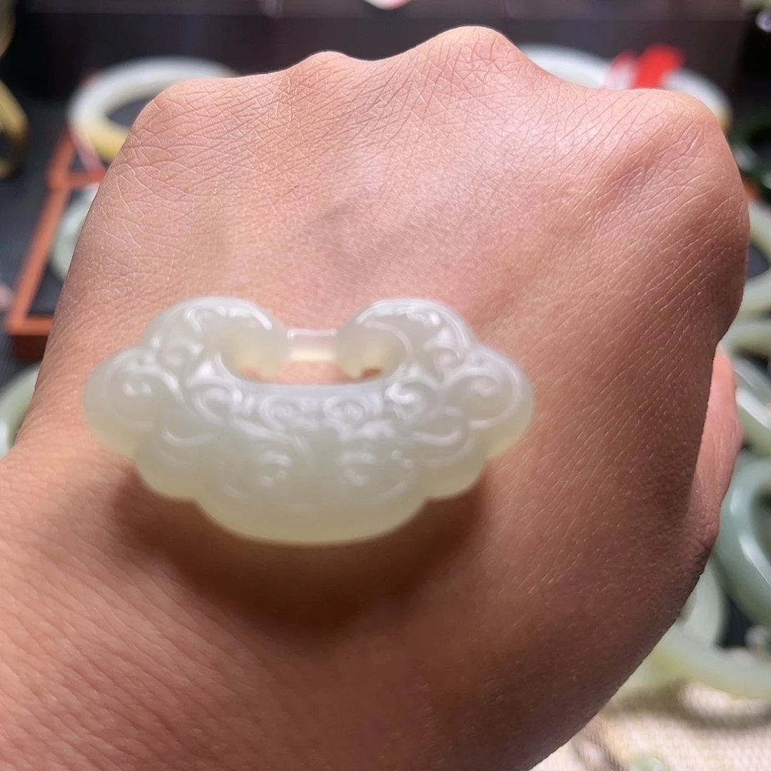 和田玉吊坠未镶嵌q***座