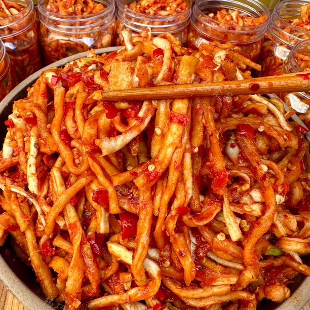 杨巧妹脆辣无油萝卜干萝卜干辣酱腌菜产品即食下饭神器厨房调味