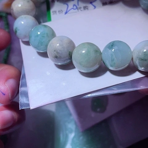 翡翠未镶嵌颈饰新****店