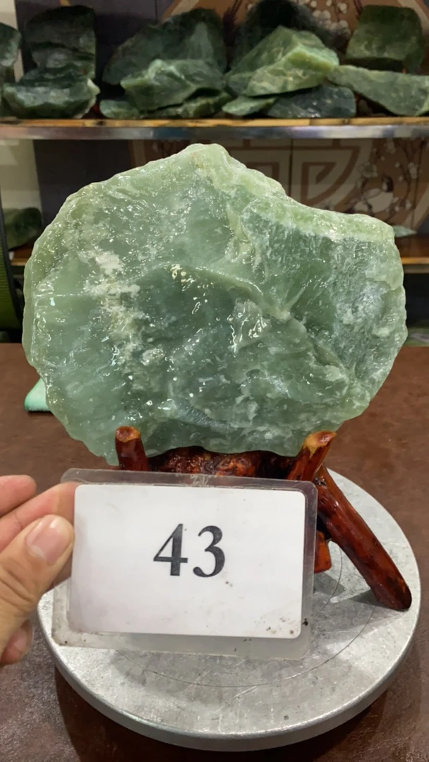 天然岫玉精品原石43