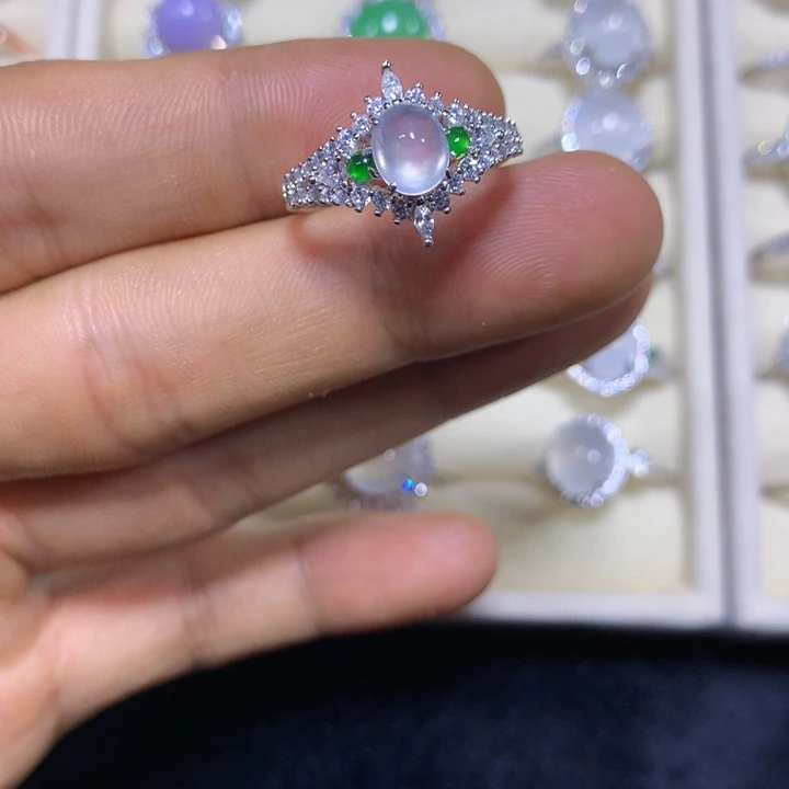 未镶嵌戒指翡翠翡翠戒指