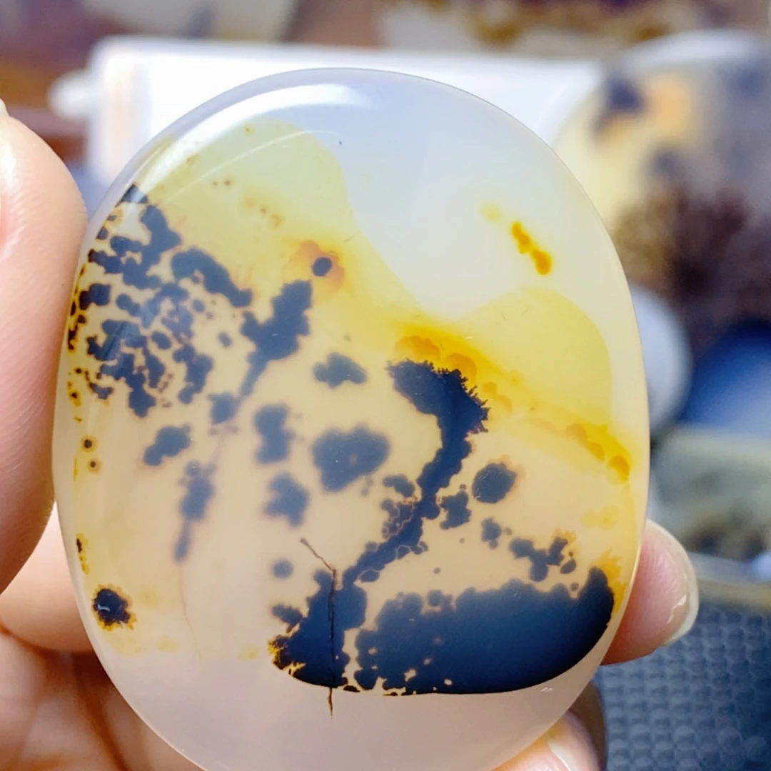 玛瑙/玉髓未镶嵌珠宝奇石