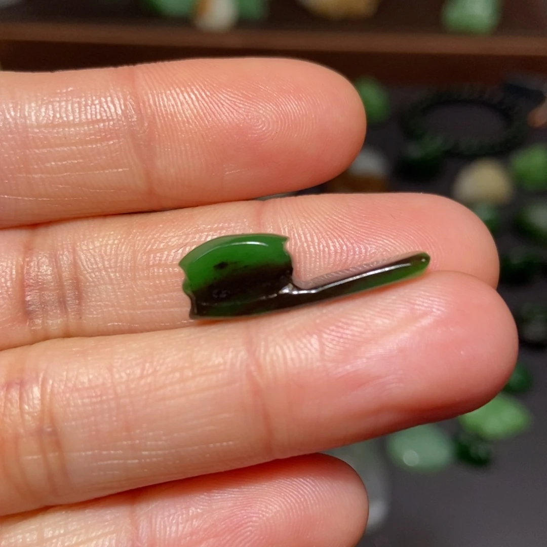 和田玉未镶嵌配饰