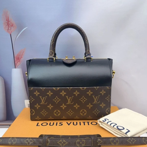 路易威登/95新/包包/250510LT0021/C18319818885