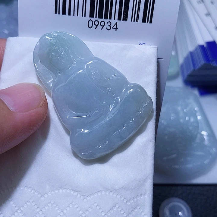 颈饰未镶嵌翡翠天光墟翡翠市场现金代购