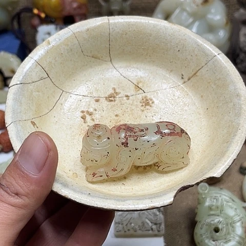 归***人瓷片和田玉与她是同时期