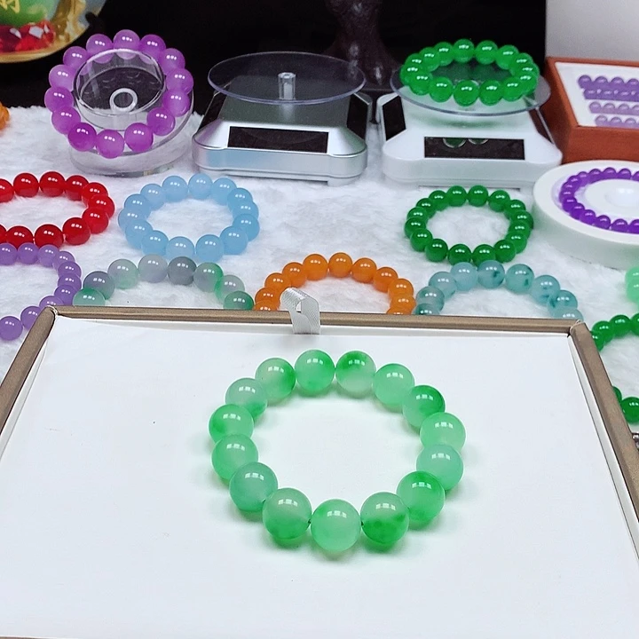 广**冠飘绿14+。    15颗