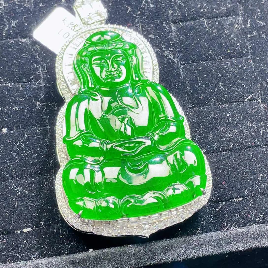 翡翠颈饰未镶嵌116，