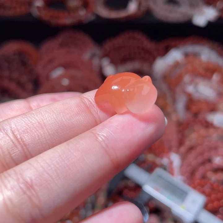 南红玛瑙未镶嵌猫卡子1689