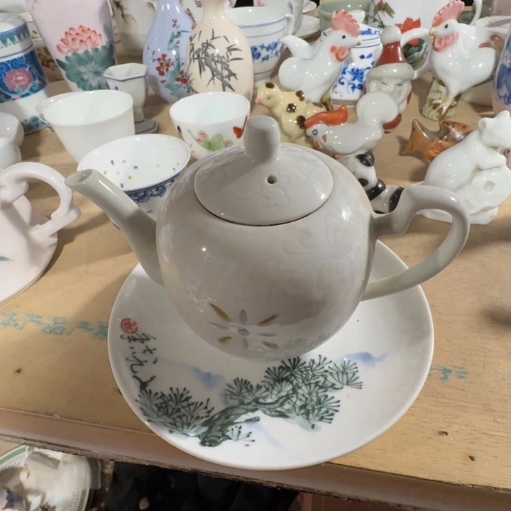 陈***东景德镇的陶瓷瓷器