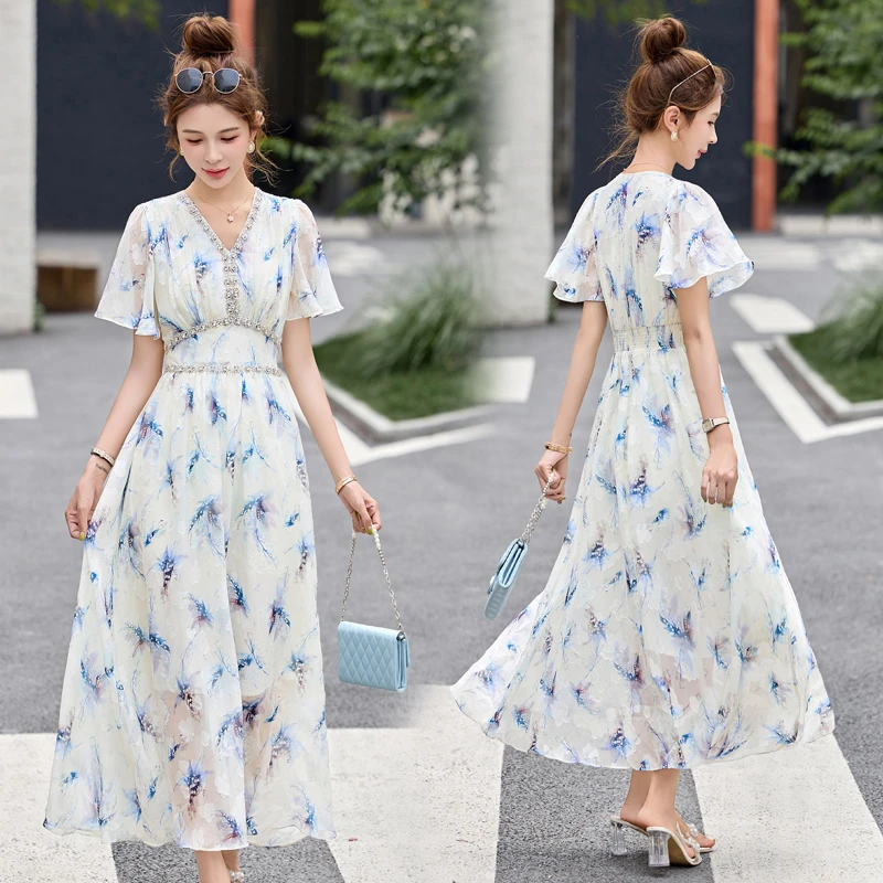 连衣裙女装夏天衣服夏季新款女人味修身显瘦度假旅游碎花连衣裙子