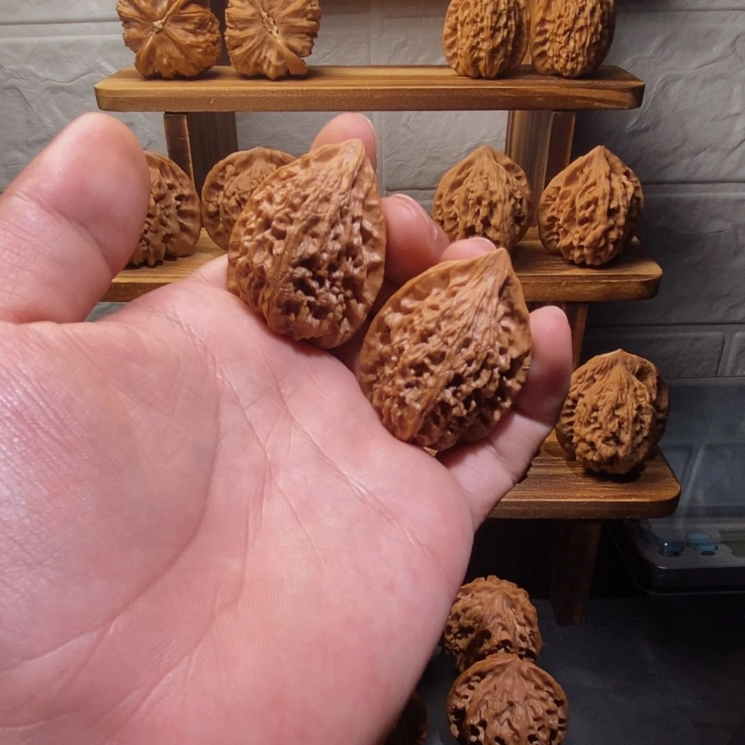 文玩核桃吊坠野生鸡心33全品微瑕