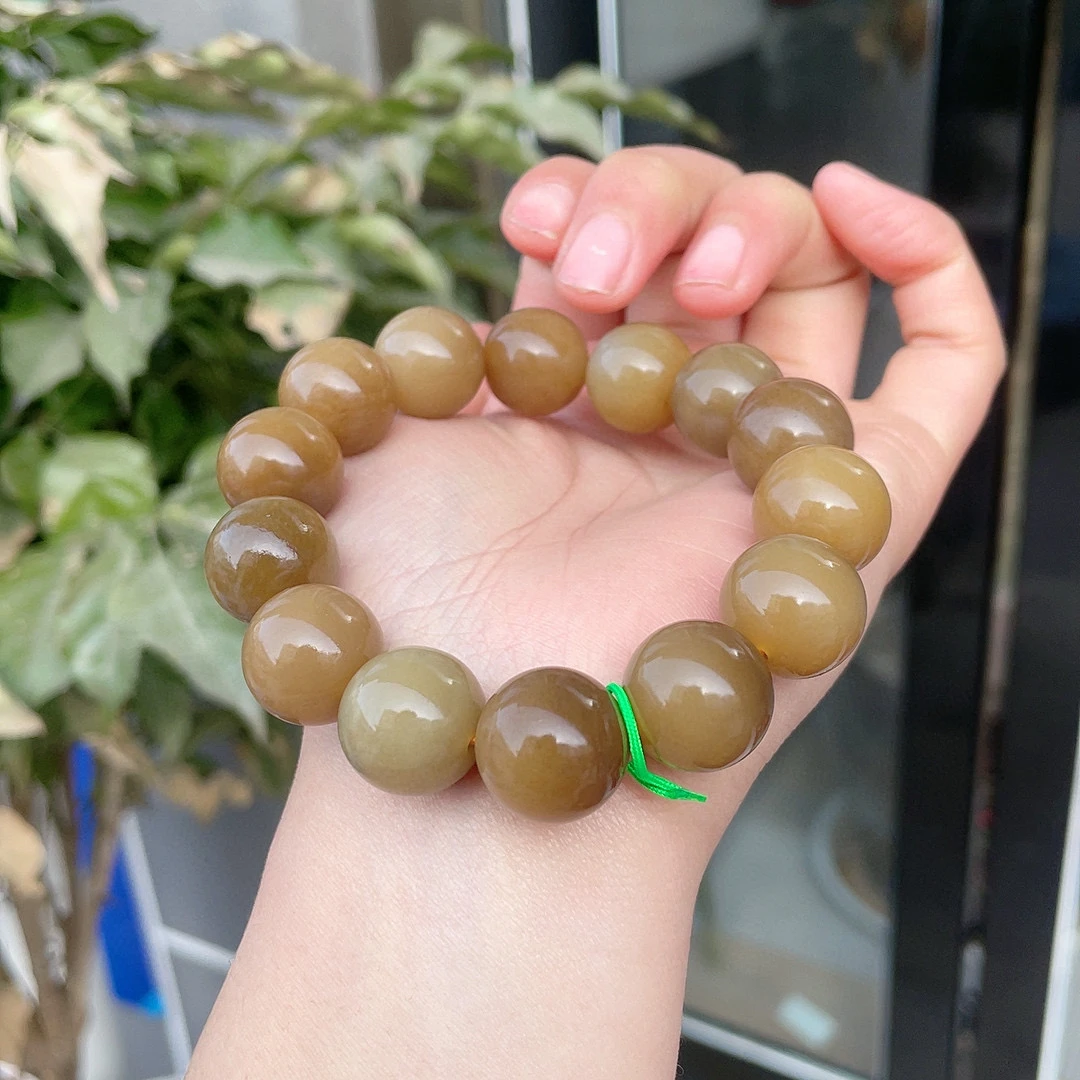 267823玉美人小程新疆和田玉且末老红糖手串