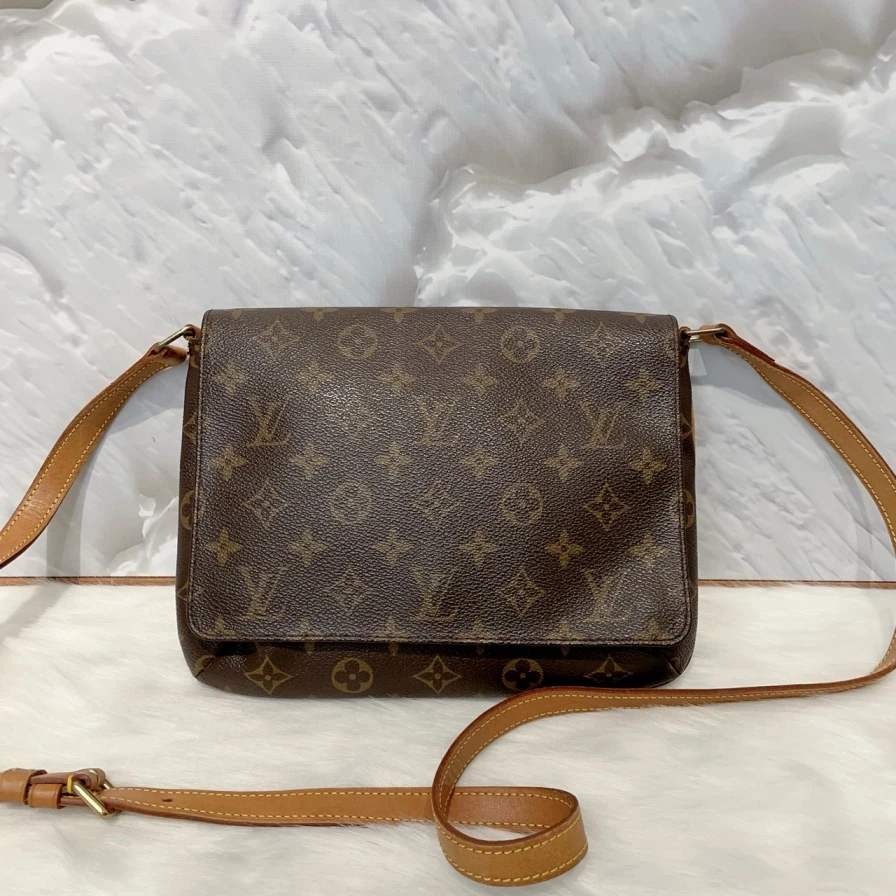 95新 LouisVuitton/路易威登 1244 3660 路易威登横版王菲