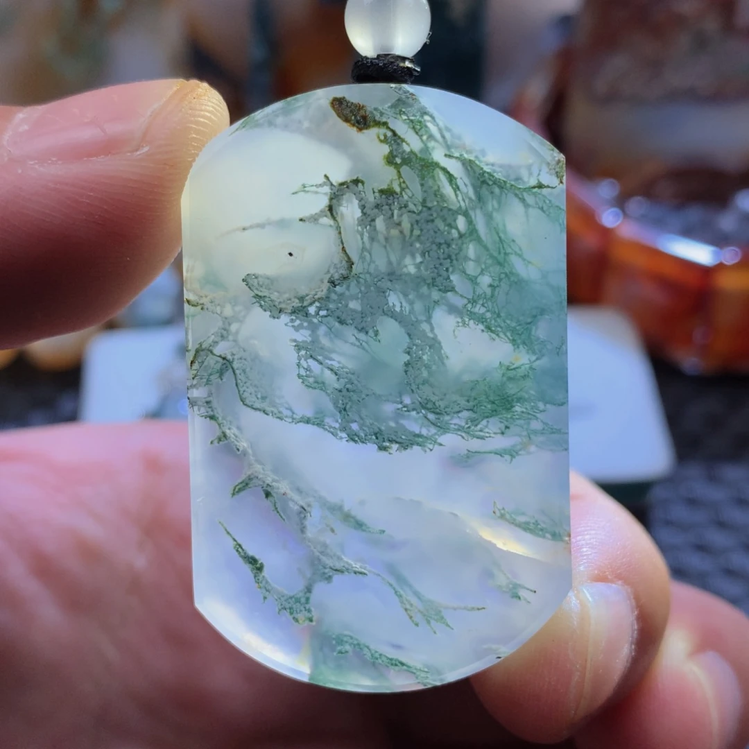 未镶嵌颈饰玛瑙/玉髓请****呦