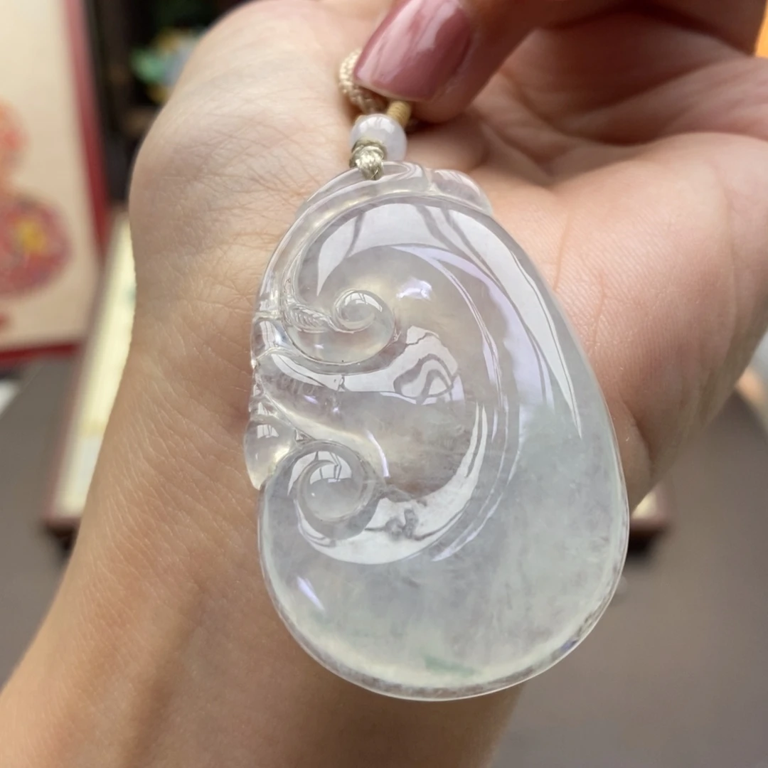翡翠未镶嵌颈饰吊坠47