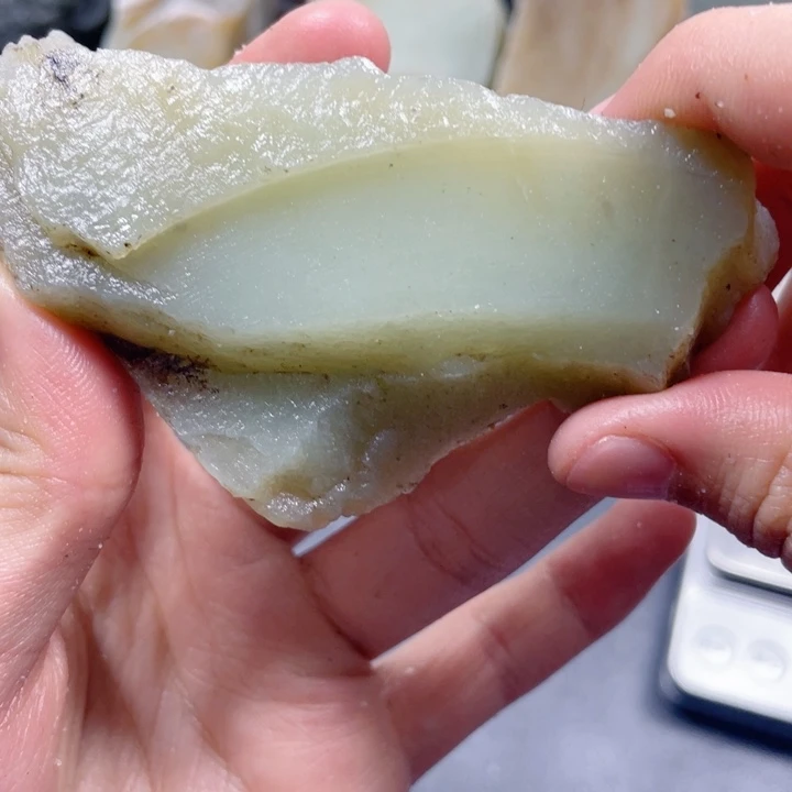 和田玉（糖玉）未镶嵌珠宝半成品