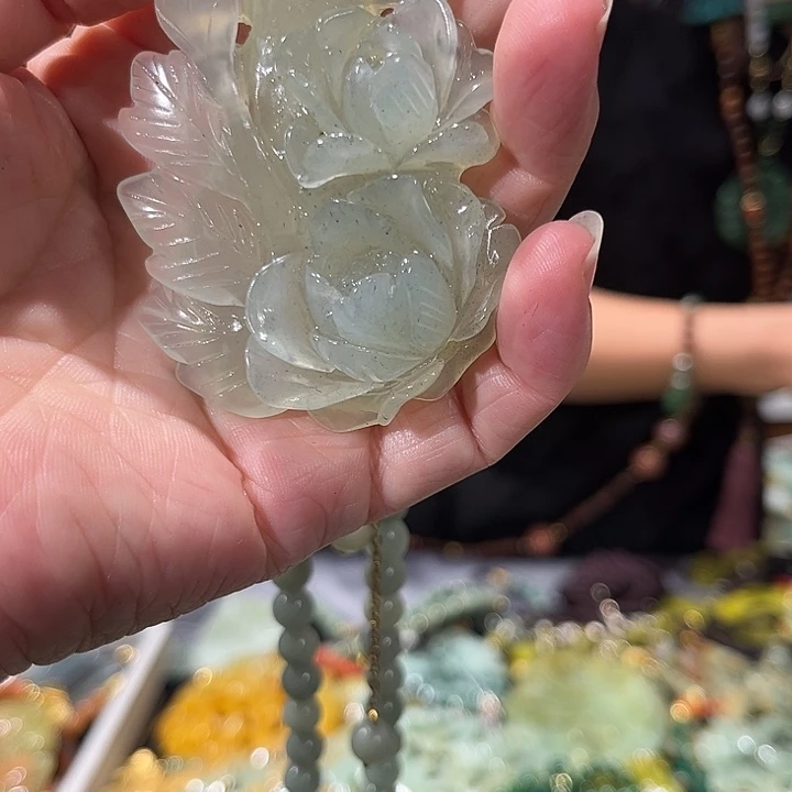 未镶嵌岫玉毛衣链