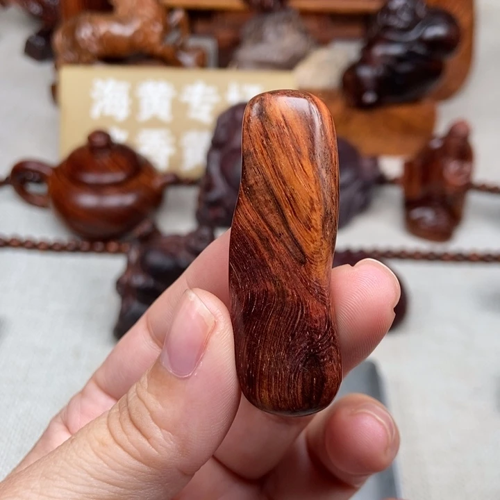 黄花梨/降香黄檀把件