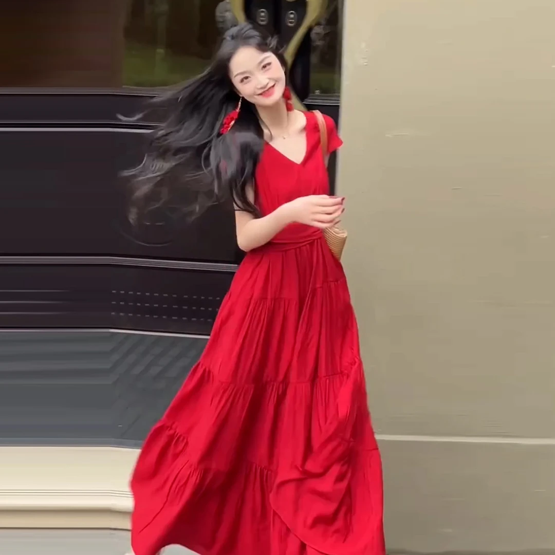 法式气质蓝色挂脖吊带连衣裙女夏季2025海边度假漂亮掐腰长裙4086