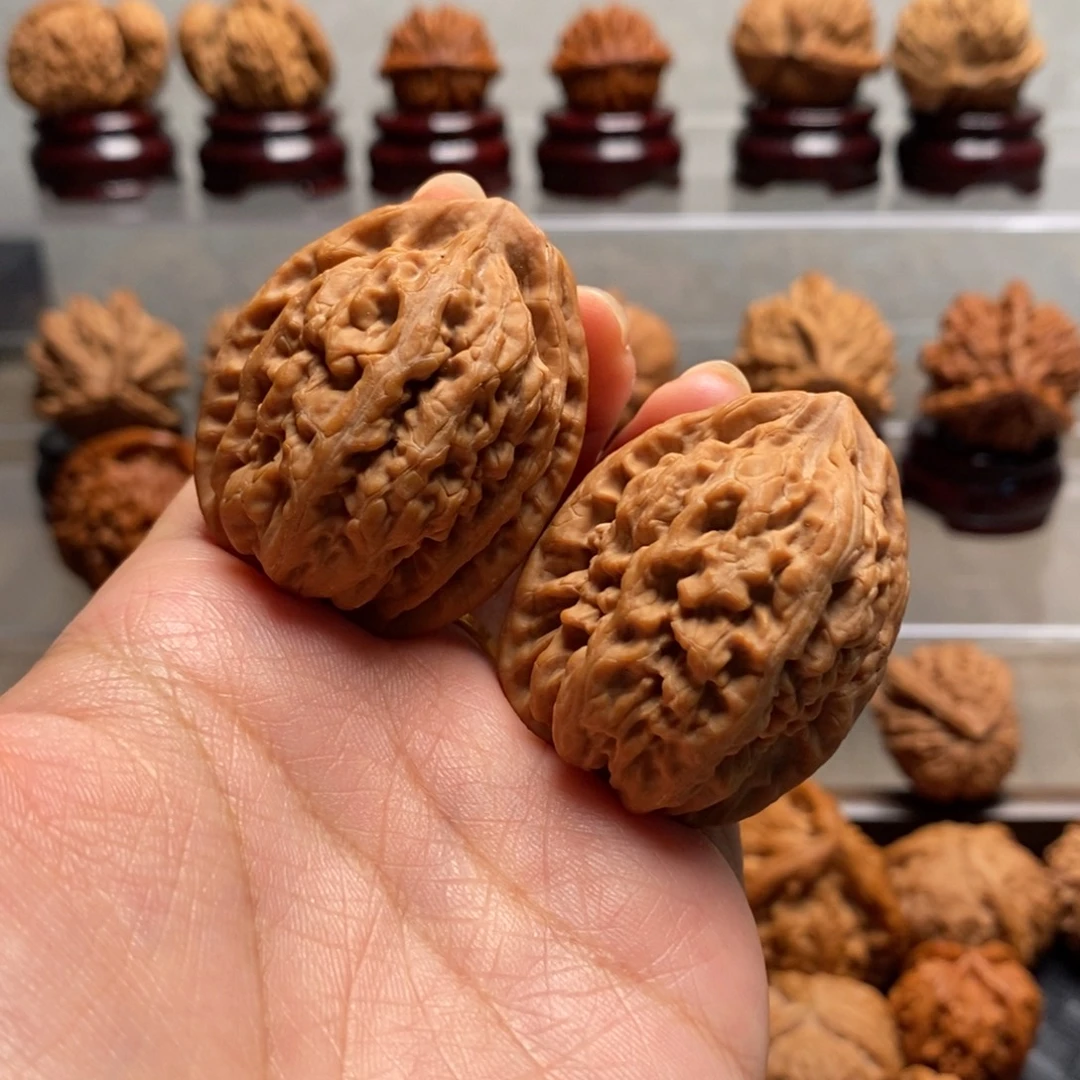 吊坠文玩核桃红锦鲤36