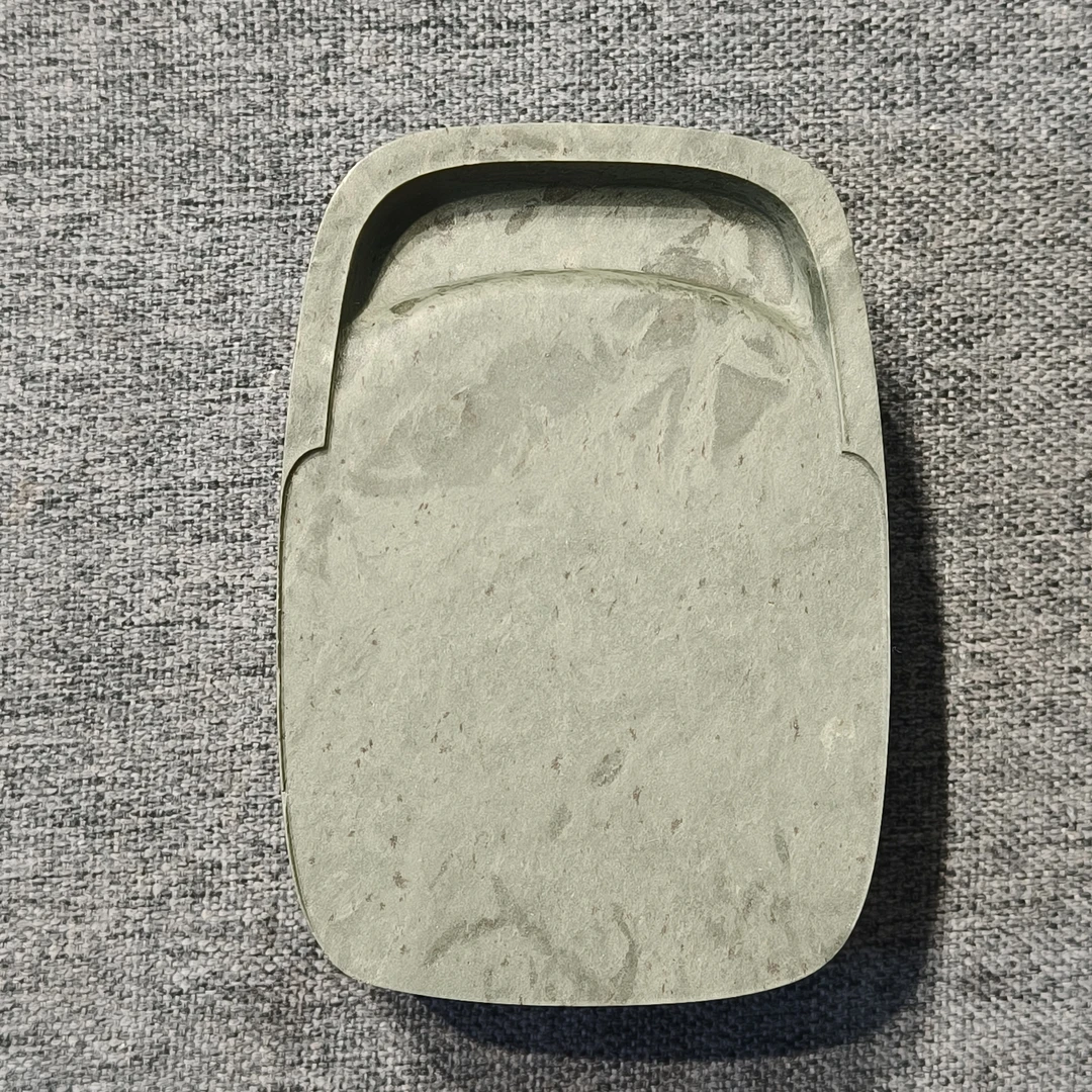 甘肃洮砚，水泉小圆门字砚，尺寸10*6.7*3.2厘米
