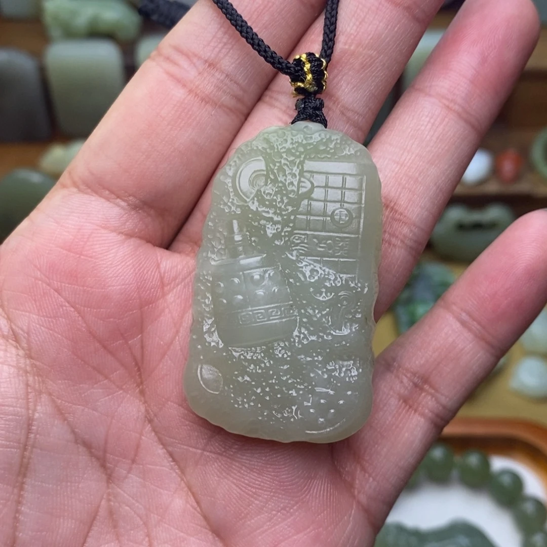 和田玉未镶嵌颈饰有包容介意慎拍