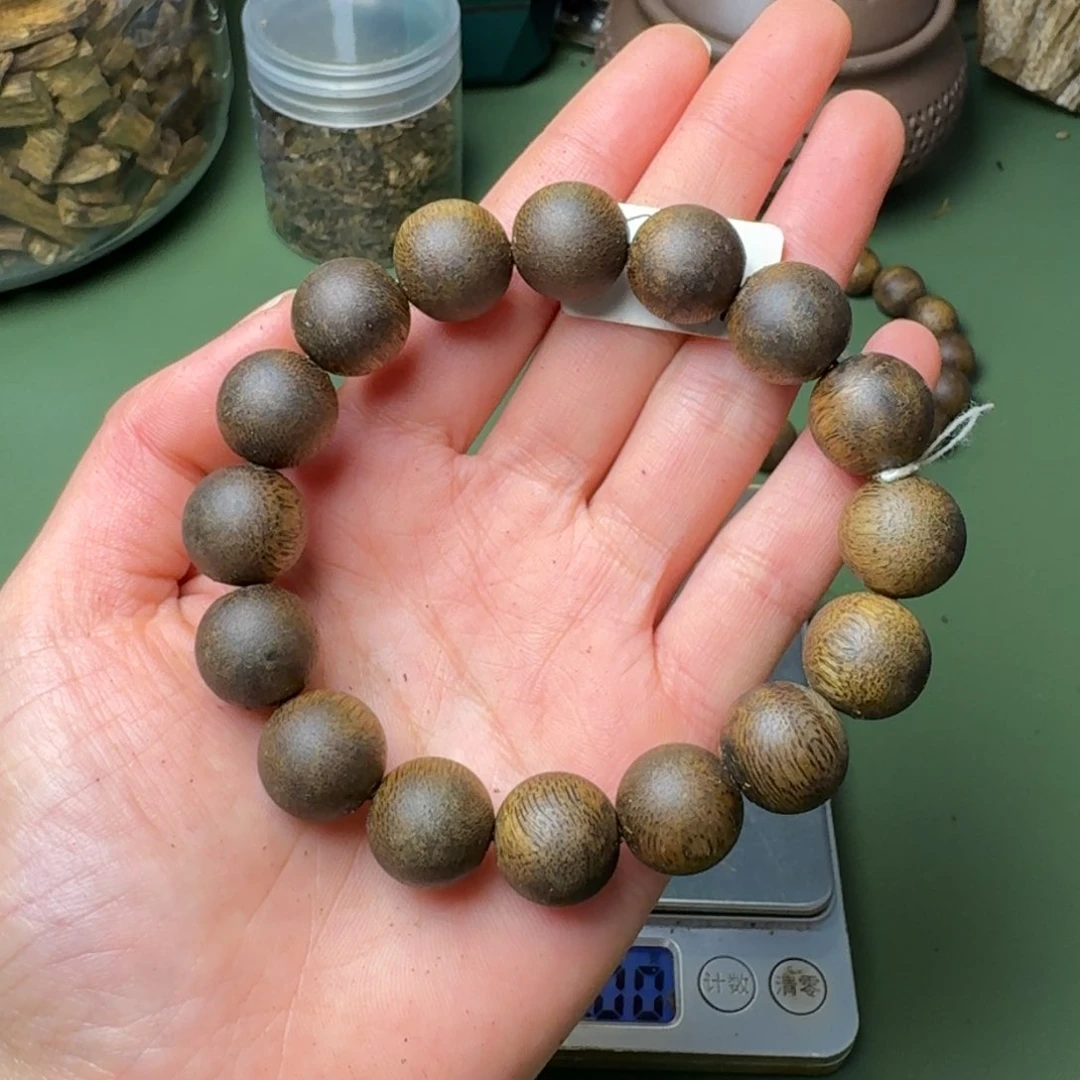 沉香手串海南老白棋树心油老料