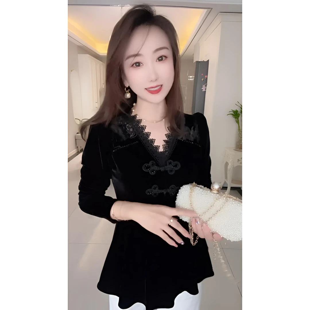 秋季时尚气质国风V领拼接修身显瘦洋气上衣轻奢重工盘扣丝绒衫