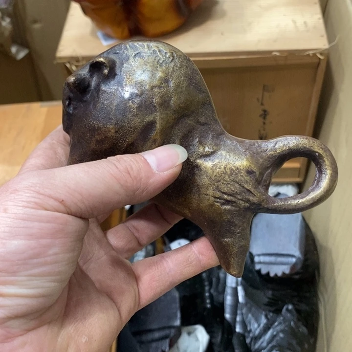 夕***阳中古品有微瑕，谨慎入手