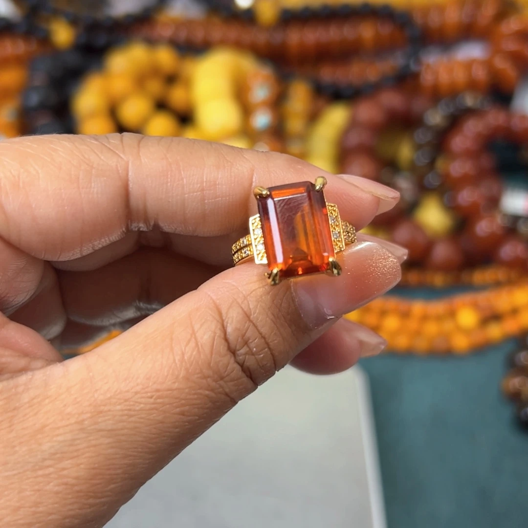 琥珀珠宝奇石未镶嵌1411