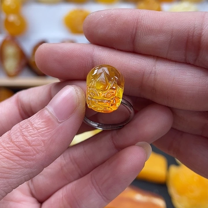 蜜蜡戒指银S925镶嵌蜜蜡